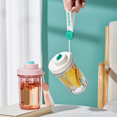 신품 선물 휴대용 플라스틱 컵 530ml 필터와 로프 리프팅 1 컬러 인쇄