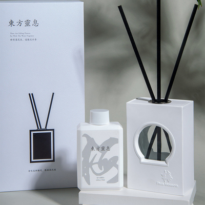 정원 중국 창문 홀 시리즈 아로마 테라피 세트 메일란 Bambu Chrysanthemum Jar