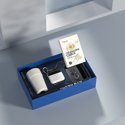 휴대용 커피 컵 환상 급 충전 전원 뱅크 10000mAh 하나에서 세 개의 데이터 케이블 비즈니스에 완벽