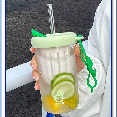 차 분리 차 컵 500ml 높은 외모의 차가운 추출 컵 짚 물 컵 활동 선물