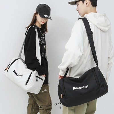 Custom Logo Crossbody 디자인과 함께 아버지 날 행사 야외 스포츠 및 피트니스 가방
